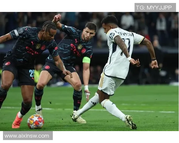 皇马主场大胜塞维利亚,强势登顶积分榜首